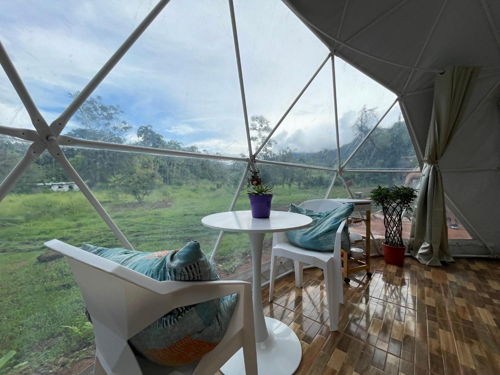 La Comarca River Glamping Dome Near Manuel Antonio Luaran gambar