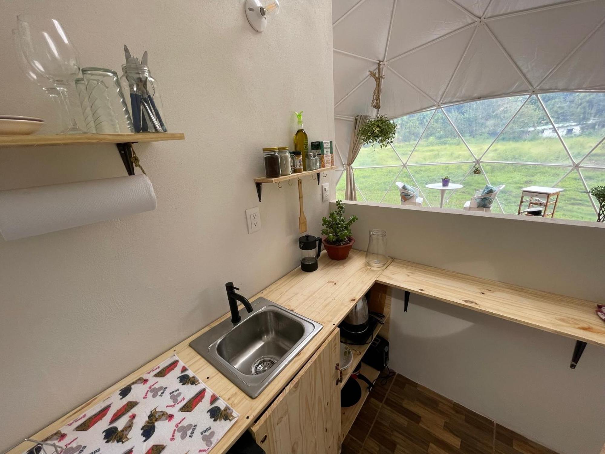 La Comarca River Glamping Dome Near Manuel Antonio Luaran gambar
