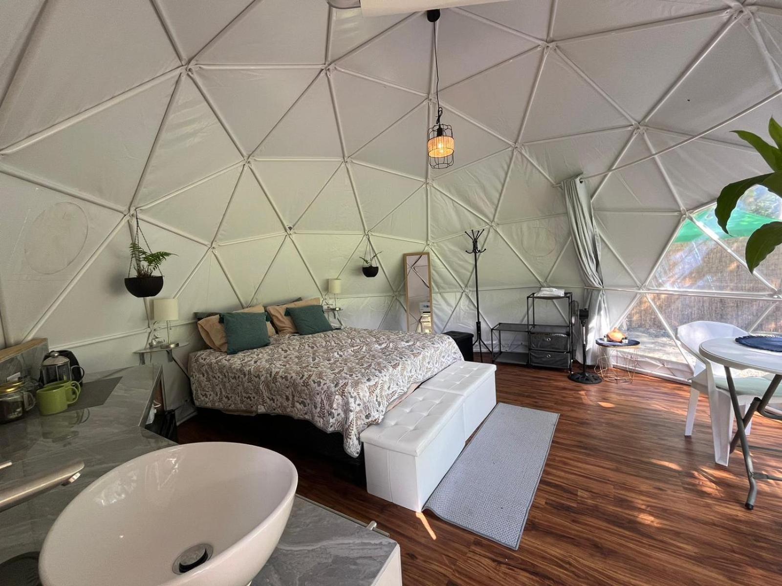La Comarca River Glamping Dome Near Manuel Antonio Luaran gambar