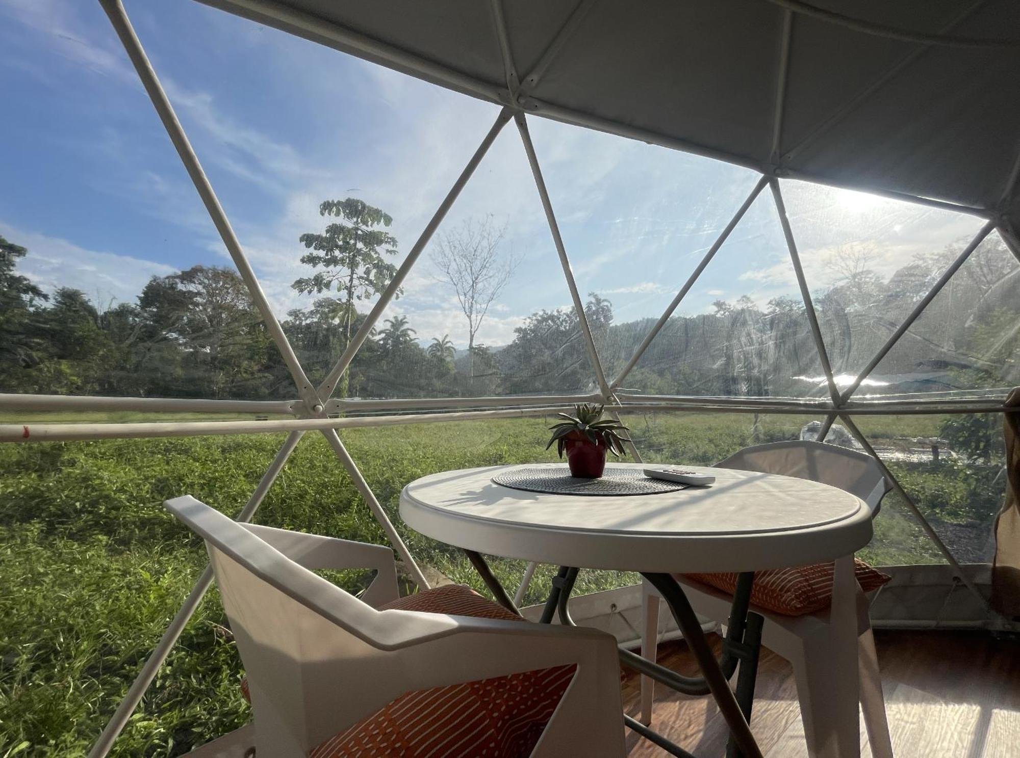 La Comarca River Glamping Dome Near Manuel Antonio Luaran gambar